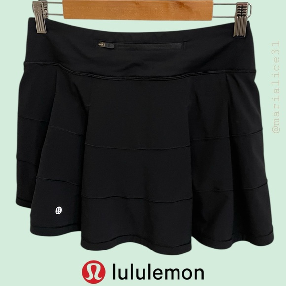 lululemon athletica Dresses & Skirts - 🔥Like New! Lululemon Athletica black skort. Size 4.